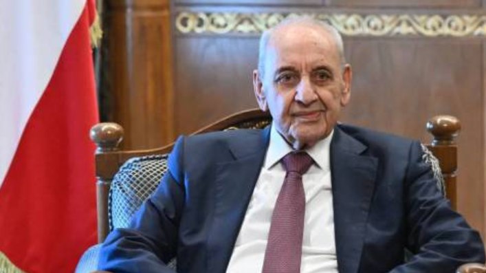 الرئيس بري عرض مع المفتي قبلان الأوضاع العامة