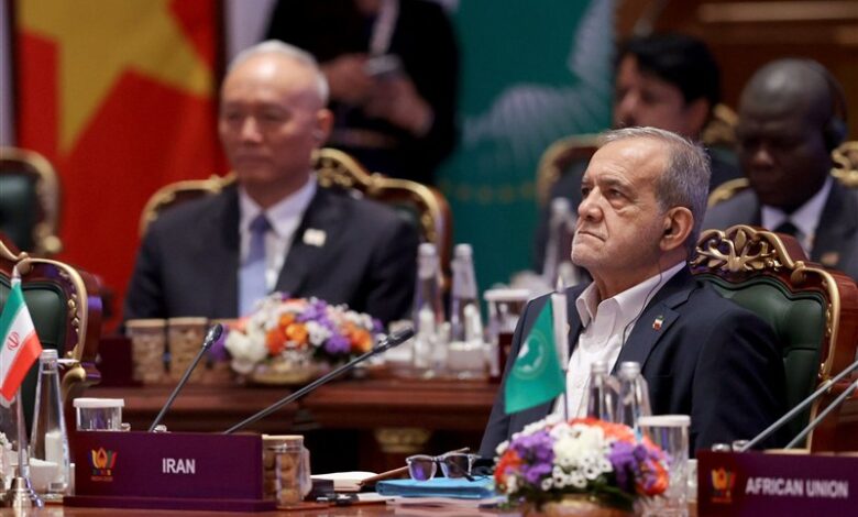 الرئيس الإيراني يدعو بريكس لتعزيز الأمن والتعاون الدولي