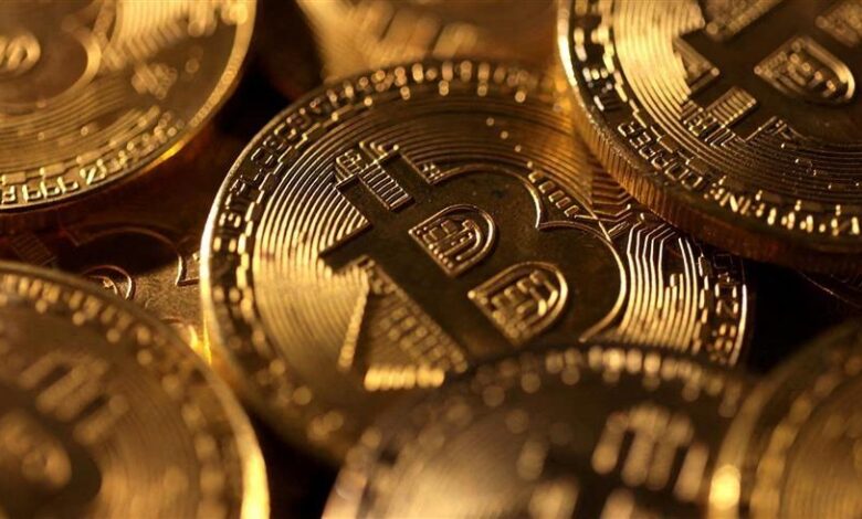 بيتكوين تتحدى مخاوف التضخم قبل قرار الفيدرالي