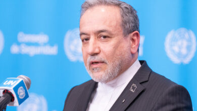 عراقجي: إيران على أهبة الاستعداد للحرب